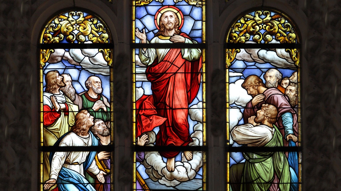 Kirchenfenster Christi Himmelfahrt