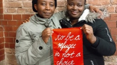 Diana aus Uganda und Success aus Nigeria sind lesbische Flüchtlinge.