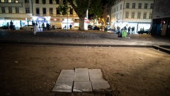 Die Stadt Wiesbaden hatte entschieden, die als Teil eines Kunstfestivals aufgestellte Statue aus Sicherheitsgründen abbauen zu lassen.