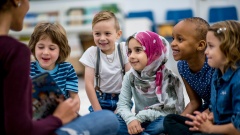 Multireligiöser Religionsunterricht bei Grundschulkindern