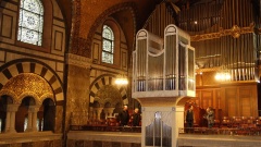 Orgel und Empore der Bad Homburger Erlöserkirche