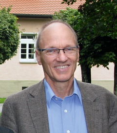 Dr. Tilman Steinert