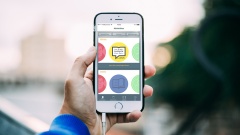 Lutherbibel 2017 als App auf einem Smartphone