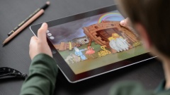 Tablet-Computer mit einer Spielbibel-App. 