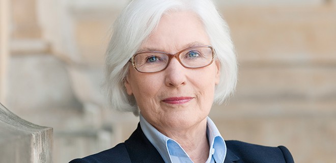 Irmgard Schwaetzer, Bundesministerin a. D., ist Präses der Synode der Evangelischen Kirche in Deutschland und Heraus­geberin des Magazins chrismon