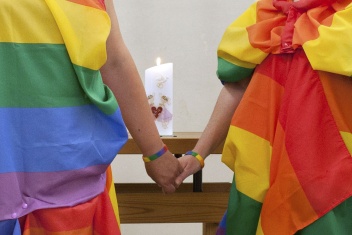 Westfaelische Kirche beschliesst oeffentliche Segnung homosexueller Paare