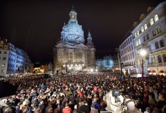 21.000 Menschen bei weihnachtlichen Vesper vor der Dresdner Frauenkirche