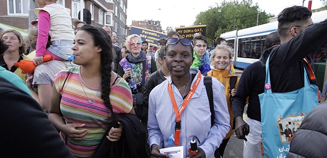 Teilnehmer der Pride-Parade in Kenia anlässlich der offiziellen Eröffnung der Homosexuell Pride-Parade im  Juli 2015 in Amsterdam.