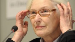 Neue EKD-Präses Irmgard Schwaetzer will evangelische Themen voranbringen